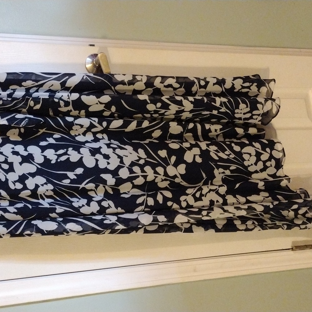 Maxi dress - Picture 3 of 6